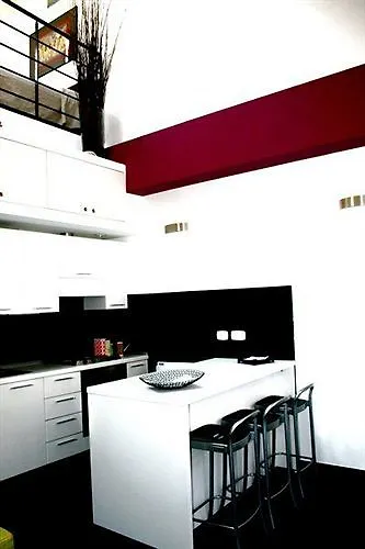 Isola Apartments Milano 0*,